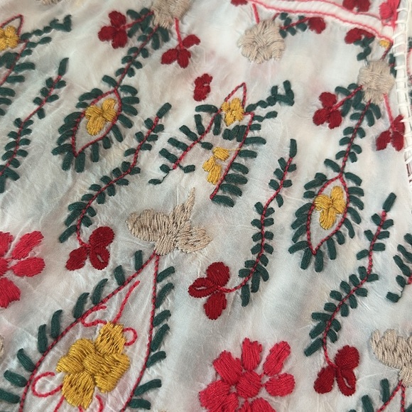 Beautiful embroidery Johnny Was top - Picture 9 of 10